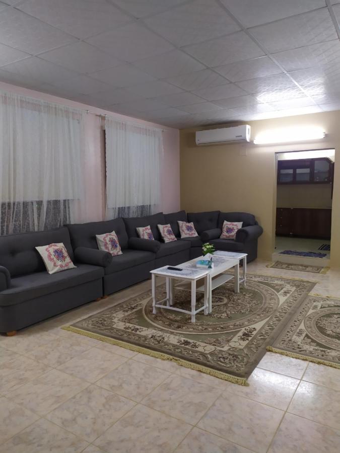 إستراحة الروابي 乌姆莱季 外观 照片